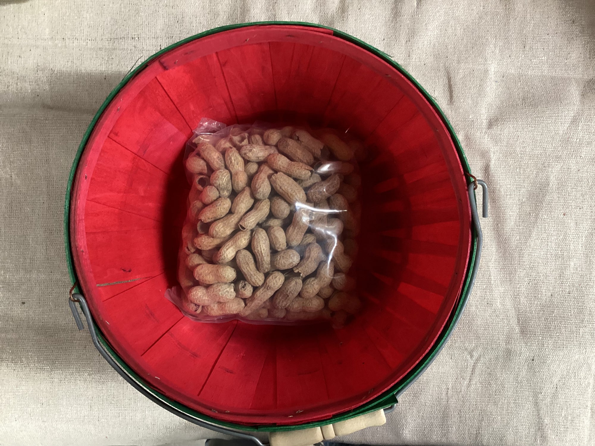 Fruit and Peanuts Mix Peck Basket