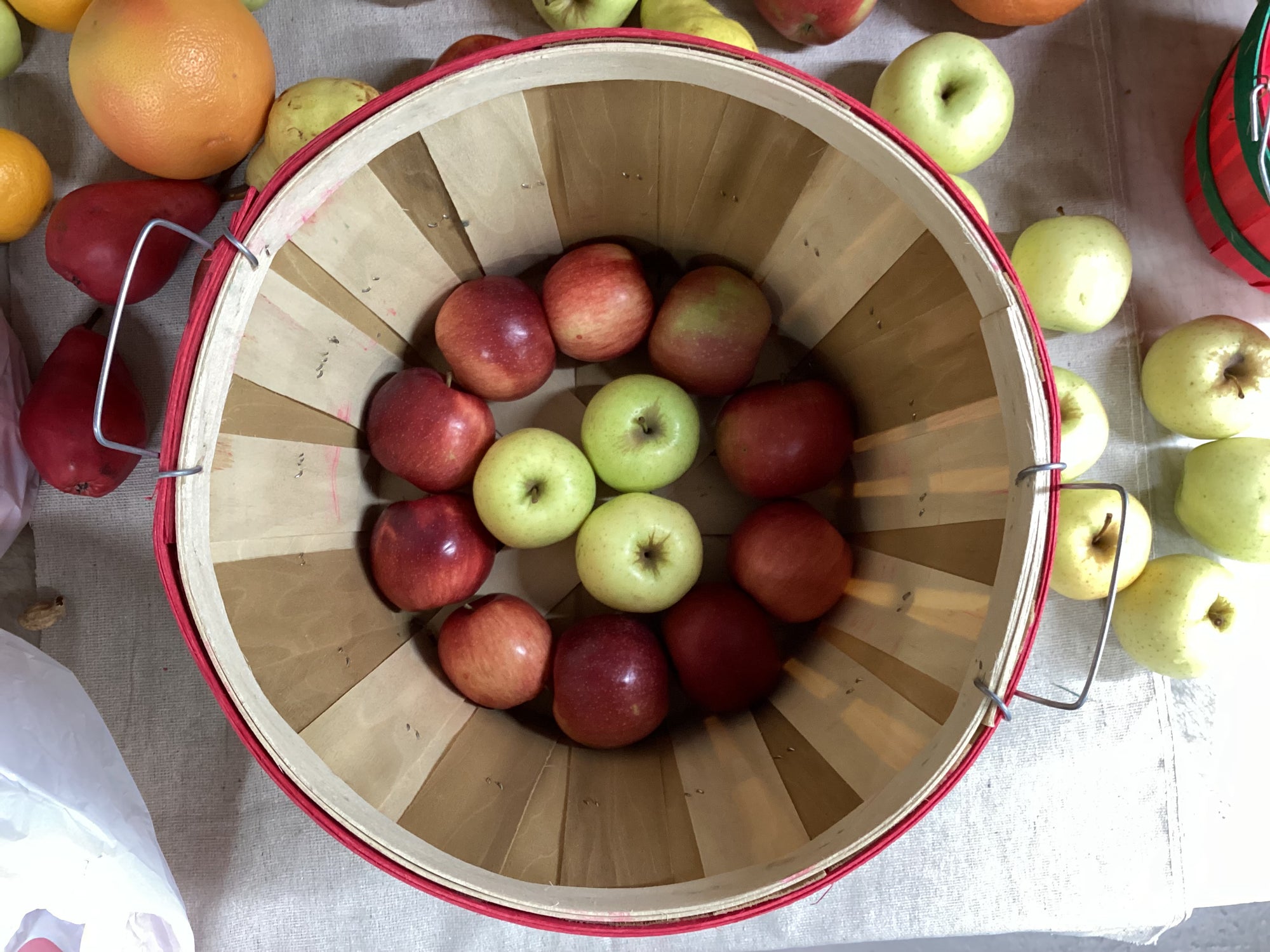 Fruit Mix Half Bushel Flat Top Basket