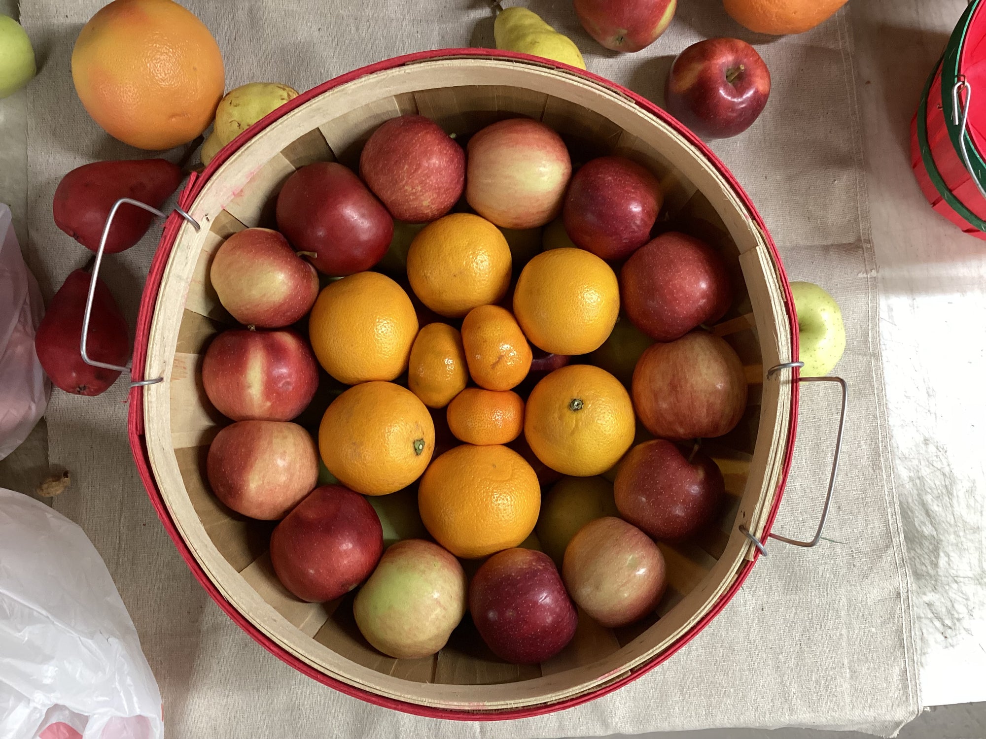 Fruit Mix Half Bushel Flat Top Basket