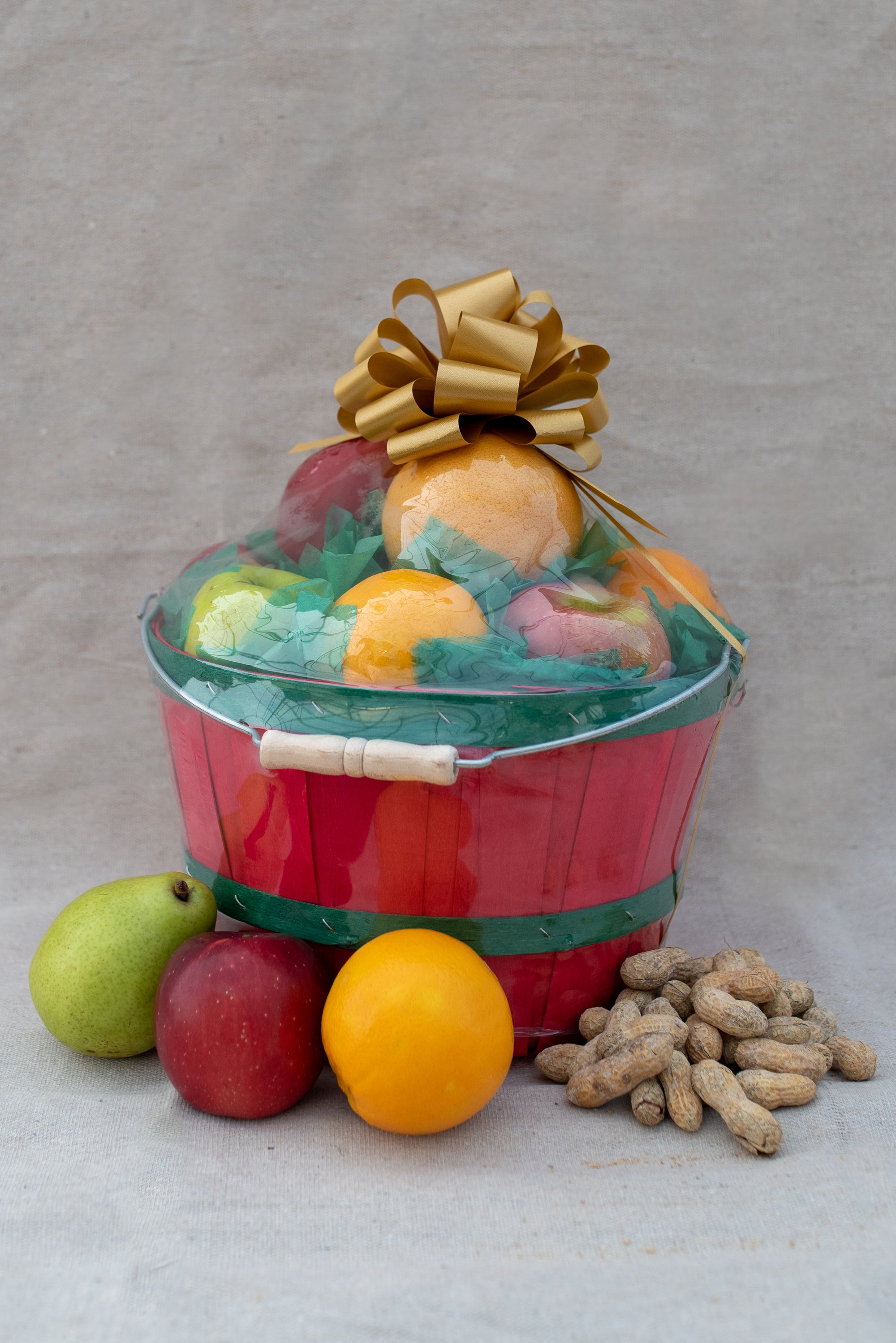 Fruit and Peanuts Mix Peck Basket